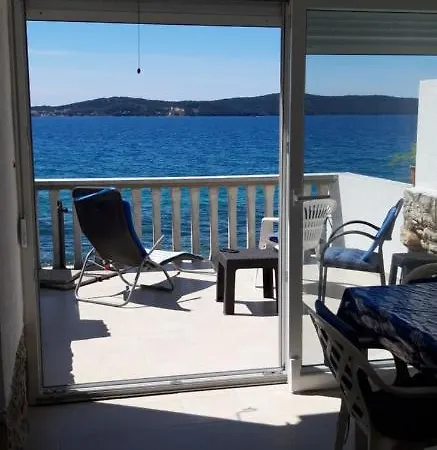 Sea House Ferienhaus Bibinje